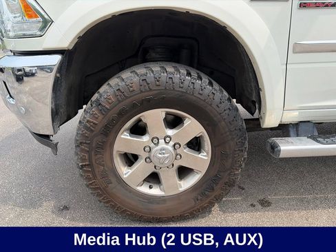 Used 2018 RAM 2500 Laramie w/ Convenience Group AWD/4WD image 11