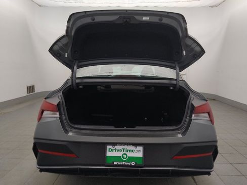 Used 2024 Hyundai Elantra SEL FWD image 29
