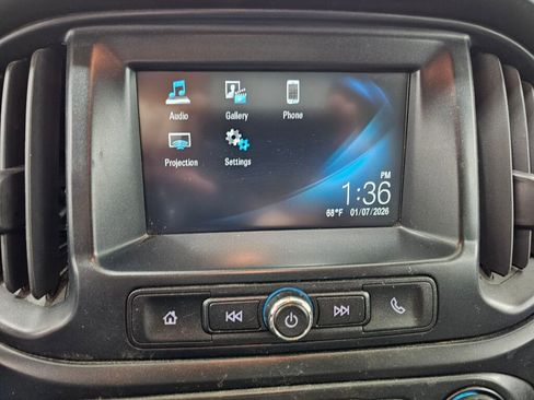 Used 2018 Chevrolet Colorado W/T image 12