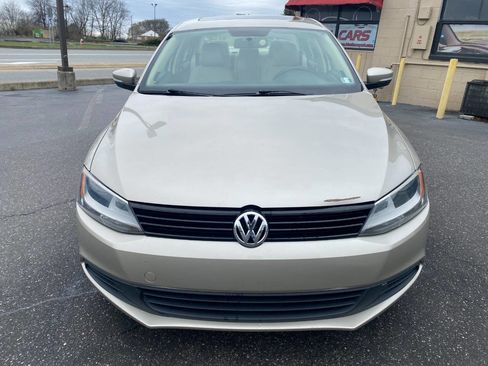 Used 2012 Volkswagen Jetta TDI image 8