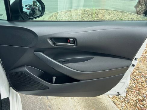 Used 2023 Toyota Corolla LE FWD image 25
