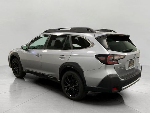 Used 2023 Subaru Outback Limited AWD/4WD image 39