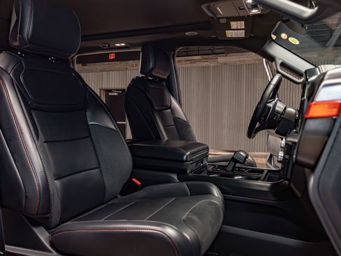 Used 2025 Ford F150 Raptor image 29