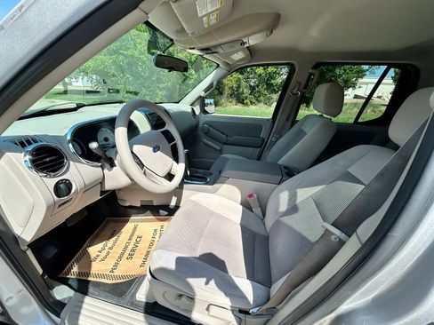 Used 2007 Ford Explorer Sport Trac XLT RWD image 11