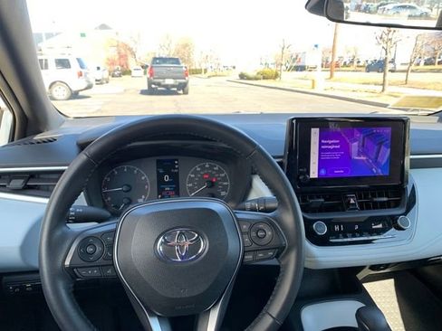 Used 2023 Toyota Corolla SE image 16