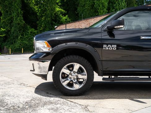 Used 2017 RAM 1500 Big Horn AWD/4WD image 3