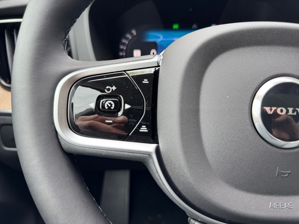 New 2026 Volvo XC60 B5 Plus w/ Protection Package Premier AWD/4WD image 14