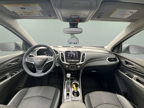 Certified 2024 Chevrolet Equinox Premier image 21