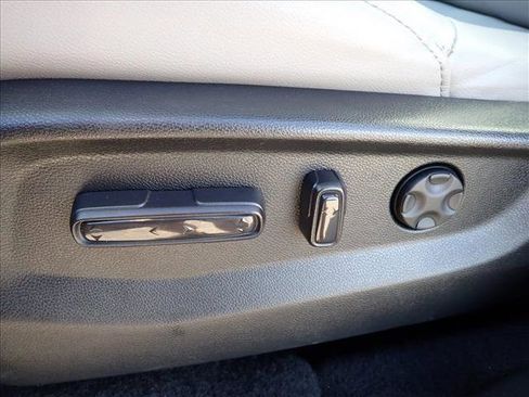 Used 2021 Honda CR-V EX-L image 14