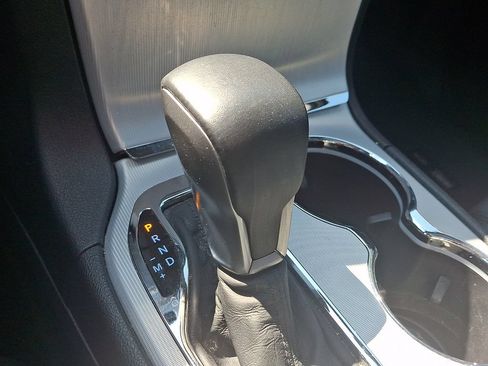 Used 2018 Jeep Grand Cherokee Limited AWD/4WD image 13