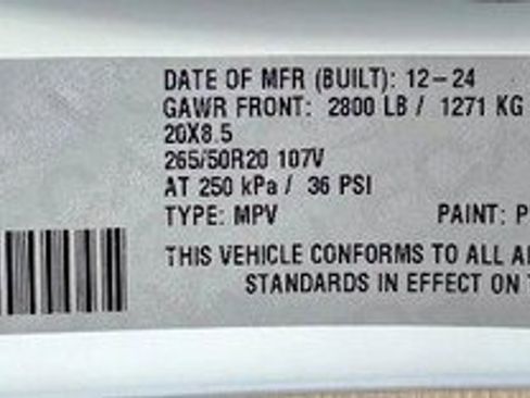 Used 2025 Jeep Grand Cherokee Limited w/ Luxury Tech Group II image 31