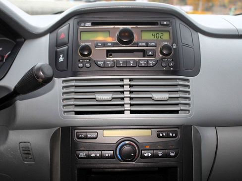 Used 2004 Honda Pilot EX image 15