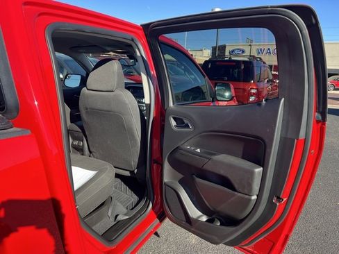 Used 2019 Chevrolet Colorado LT w/ LT Convenience Package image 34