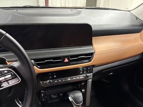 Used 2024 Kia Seltos EX image 8