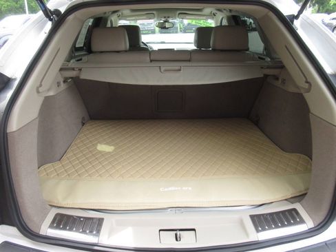 Used 2014 Cadillac SRX Luxury AWD/4WD image 12