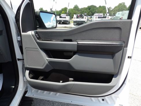 Used 2022 Ford F150 XLT w/ Trailer Tow Package RWD image 40