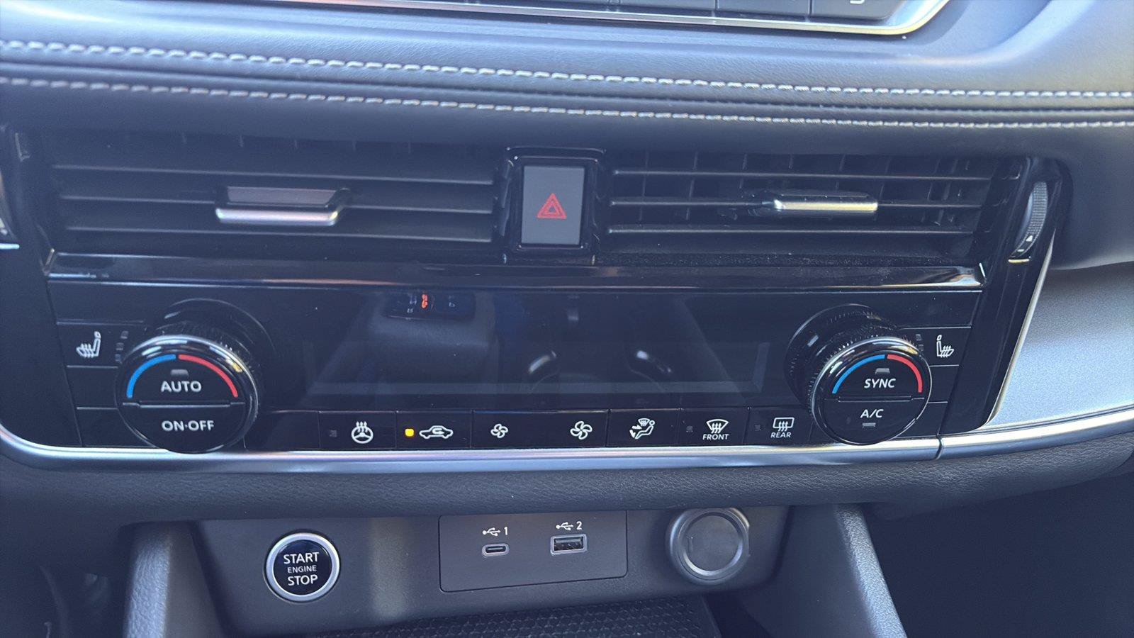 Used 2021 Nissan Rogue SV w/ Premium Package AWD/4WD image 18