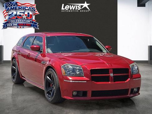 Used 2006 Dodge Magnum SRT8 w/ SRT Option Group II RWD image 6