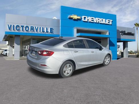 Used 2016 Chevrolet Cruze LS FWD image 5