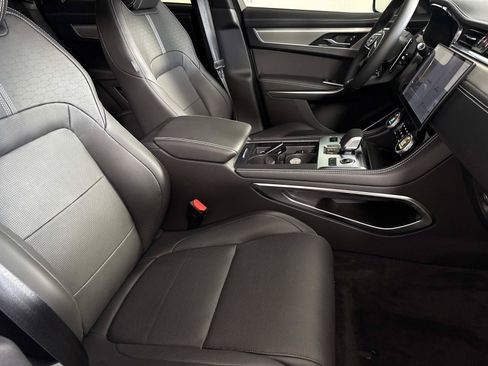 New 2026 Jaguar F-PACE R-Dynamic S AWD/4WD image 10