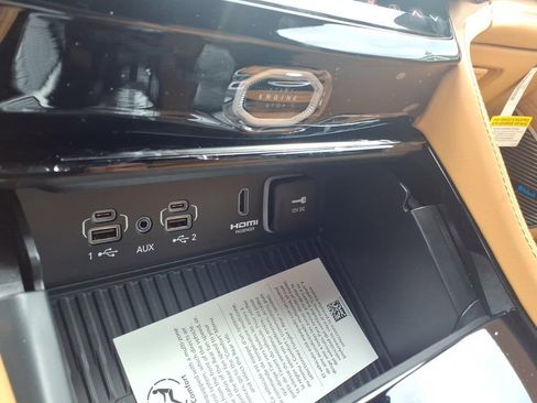 New 2026 Jeep Grand Cherokee Summit w/ Obsidian Package AWD/4WD image 16