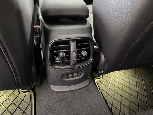 Used 2019 MINI Cooper Clubman S w/ Storage Package AWD/4WD image 13