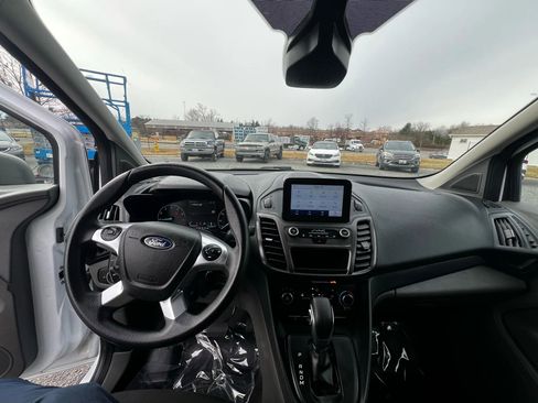 Used 2021 Ford Transit Connect XL image 14