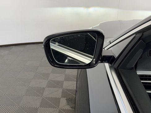 Certified 2025 BMW 430i Convertible RWD image 19