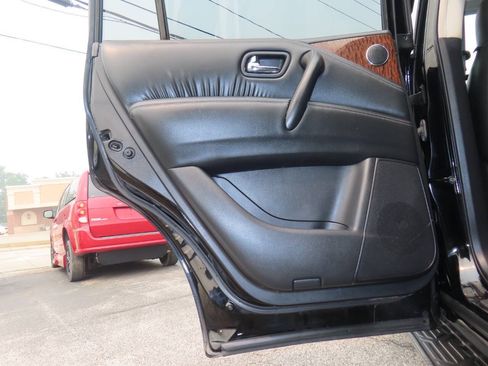 Used 2018 Nissan Armada SL w/ Moonroof Package AWD/4WD image 35