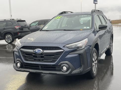Certified 2025 Subaru Outback image 8