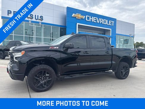 Used 2026 Chevrolet Silverado 1500 LT Trail Boss w/ Convenience Package II AWD/4WD image 1