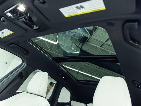 New 2026 BMW X1 xDrive28i image 16