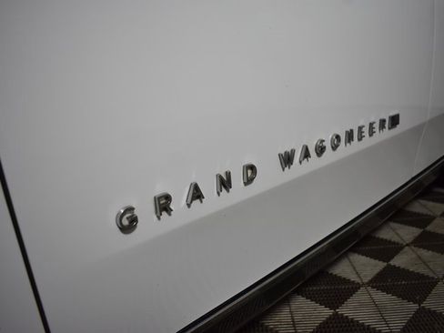 Used 2022 Jeep Grand Wagoneer Series II w/ Convenience Group III image 54