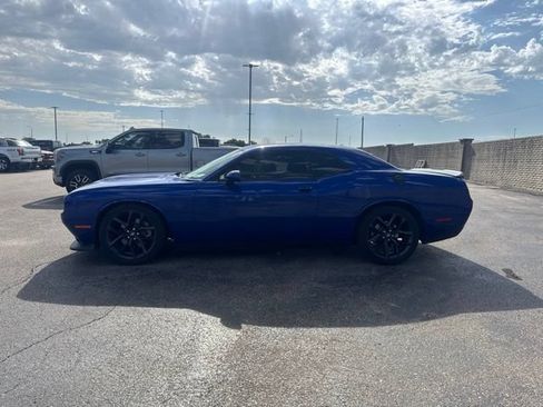Used 2021 Dodge Challenger GT w/ Blacktop Package RWD image 4