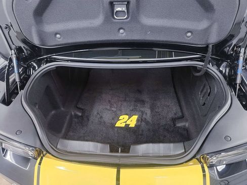 Used 2020 Chevrolet Camaro SS RWD image 18