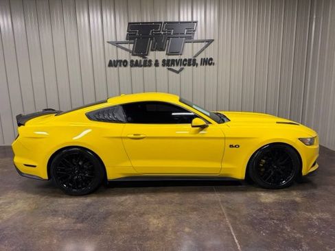 Used 2015 Ford Mustang GT Premium w/ GT Performance Package RWD image 7
