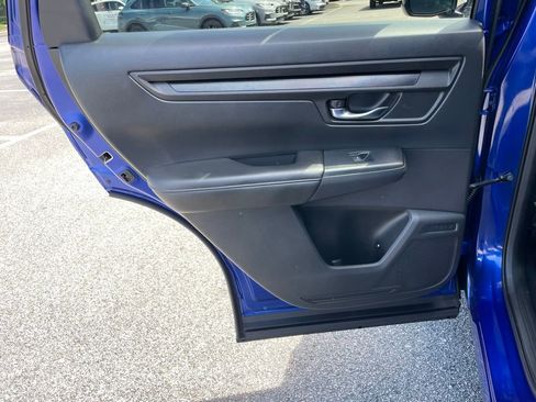 Certified 2025 Honda CR-V LX image 38