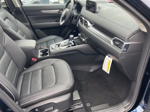 New 2025 MAZDA CX-5 AWD 2.5 S w/ Premium Plus Pkg image 31