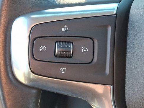 Used 2019 Chevrolet Blazer LT w/ Sun and Wheels Package image 21