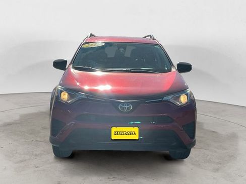 Used 2018 Toyota RAV4 LE image 8