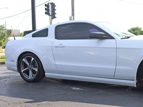 Used 2014 Ford Mustang Coupe w/ Equipment Group 102A RWD image 4