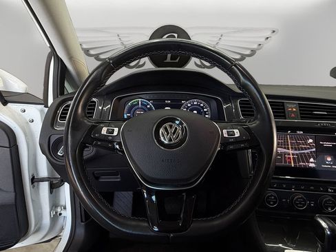 Used 2019 Volkswagen e-Golf SEL Premium FWD image 12
