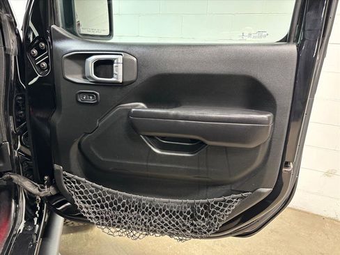 Used 2020 Jeep Wrangler Unlimited Sport S image 30