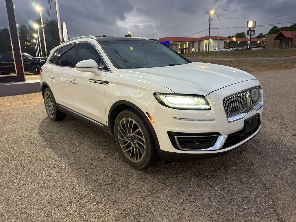 Used 2020 Lincoln Nautilus Reserve FWD image 11