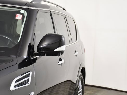 Used 2022 Nissan Armada SL w/ Captain's Chairs Package AWD/4WD image 13