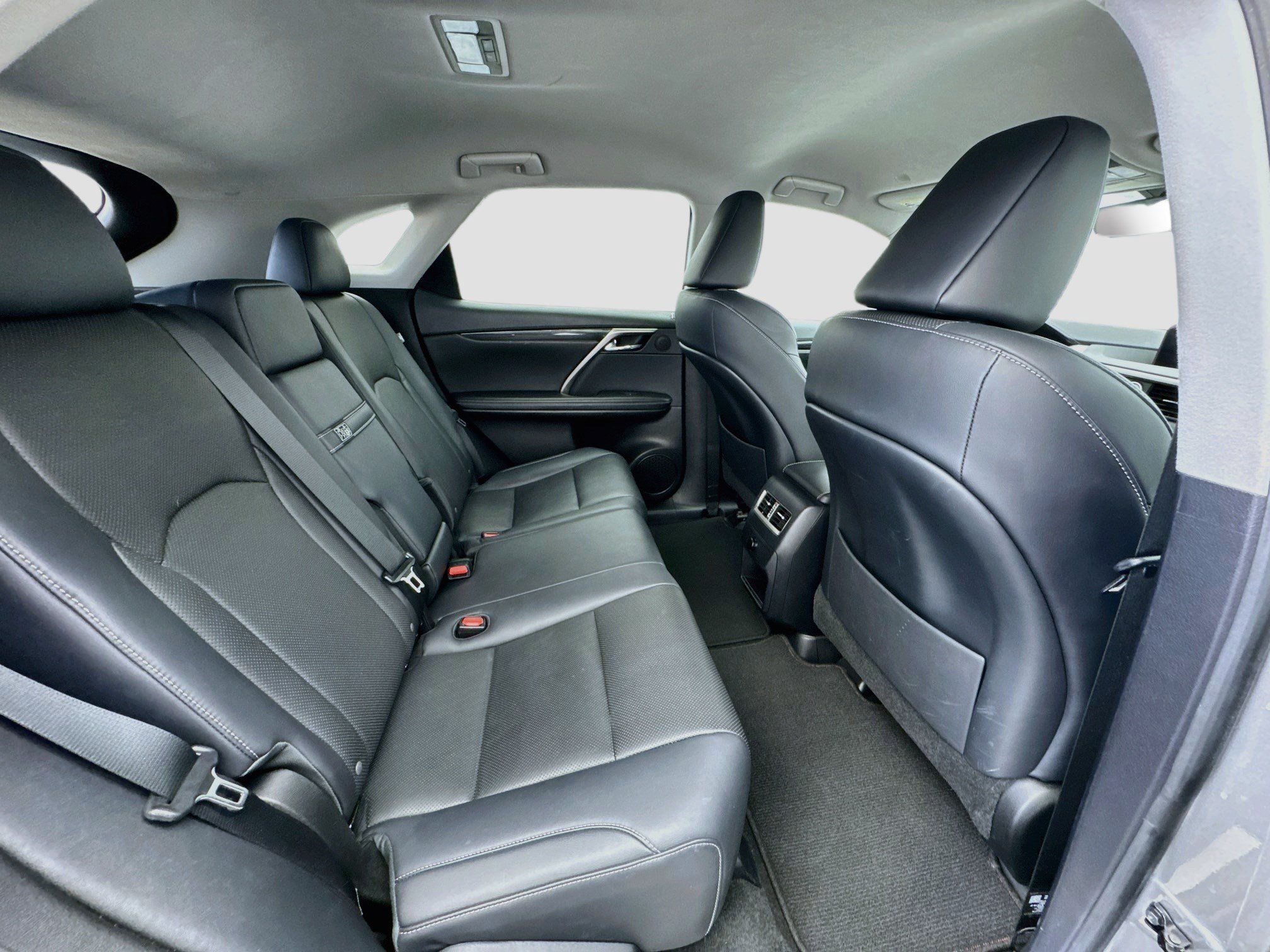 Used 2019 Lexus RX 350 AWD w/ Accessory Package image 18