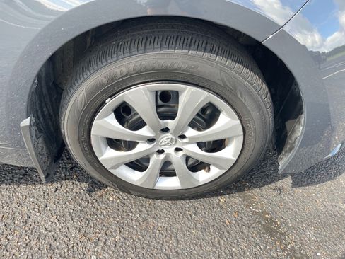 Used 2026 Toyota Corolla LE FWD image 22