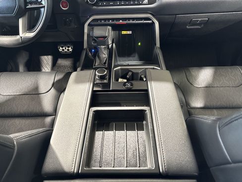 Used 2023 Toyota Tundra Limited image 22