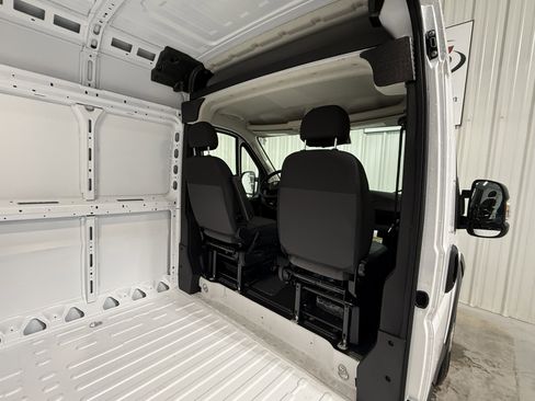 New 2026 RAM ProMaster 2500 image 9