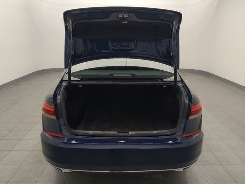 Used 2020 Volkswagen Passat 2.0T S image 29